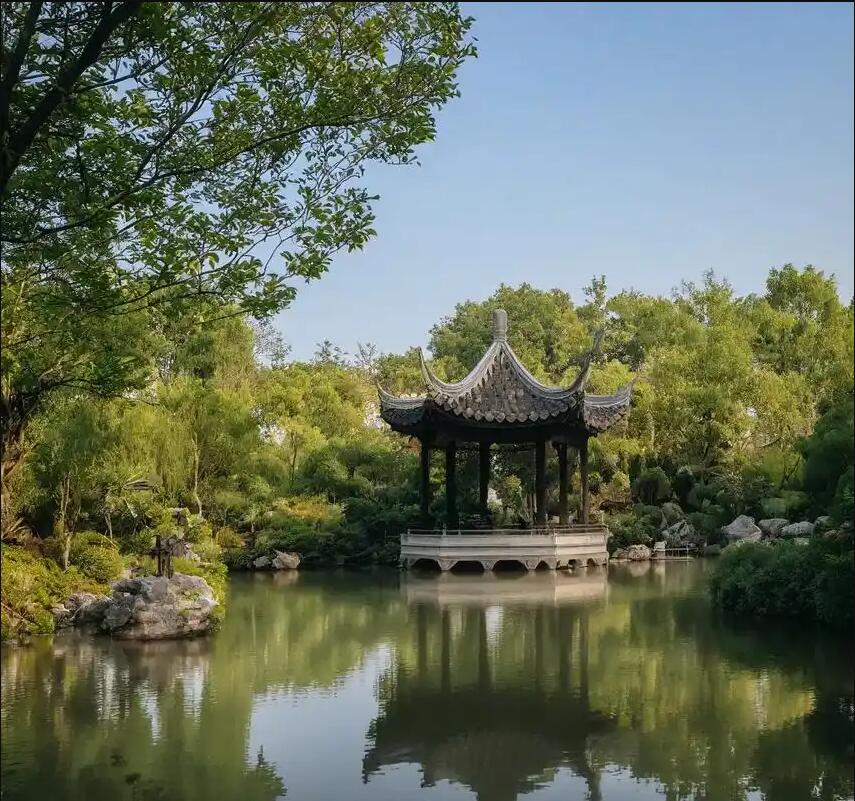 和龙青寒餐饮有限公司